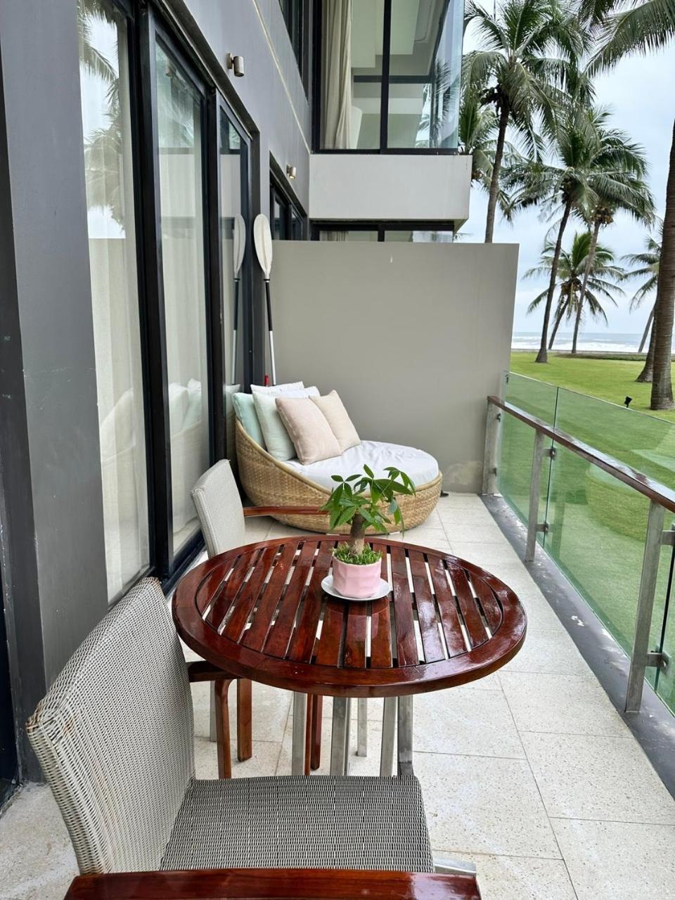 Apartment Ocean View And 