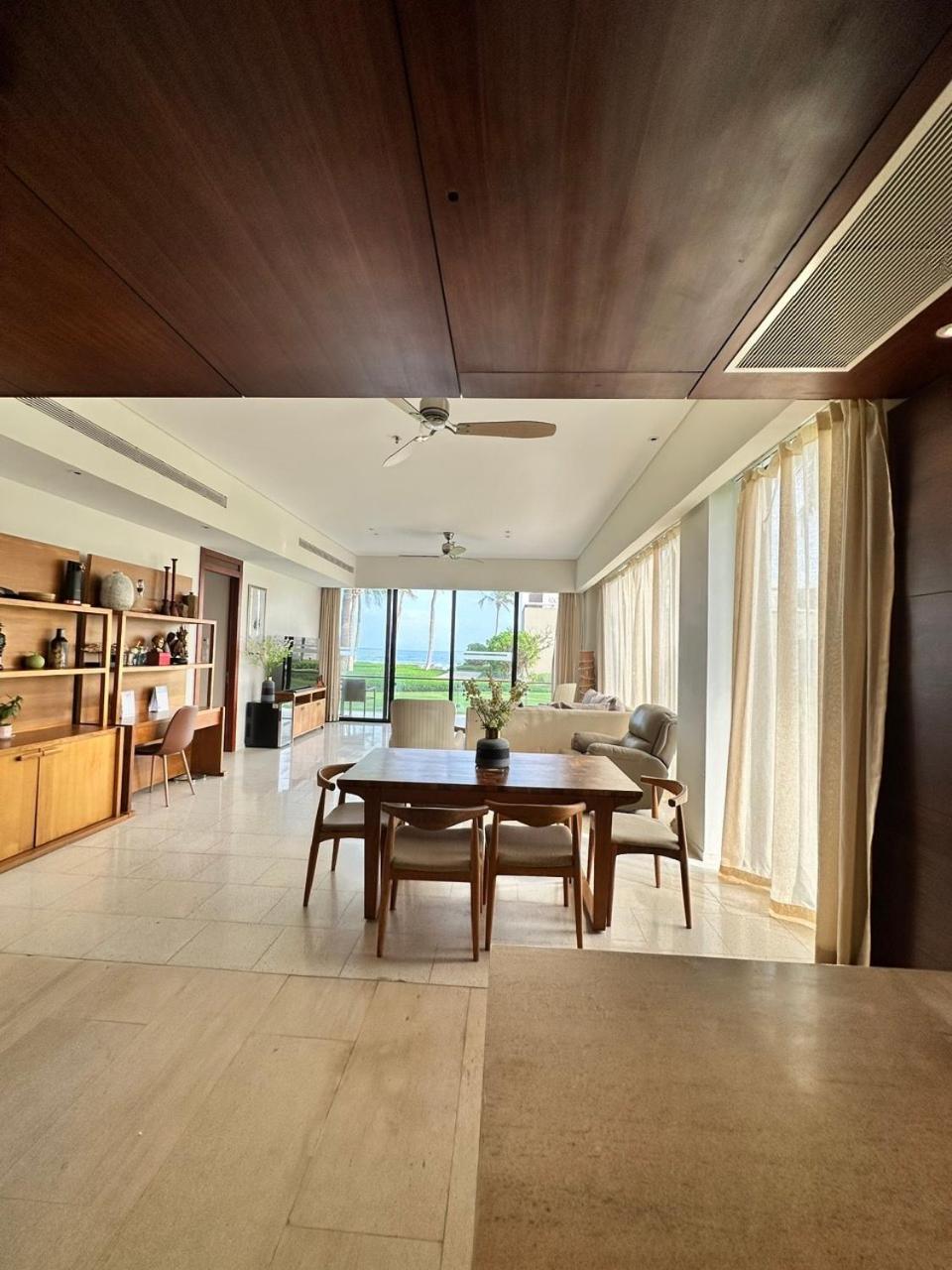 Apartment Ocean View And 